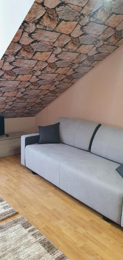 Venusz Apartman Черкесёлё Экстерьер фото